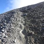 zum Schluss führt der Bergweg steil bis sehr steil aufwärts