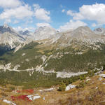 sehr schönes Breitbildfoto mit Blick auf die Ofenpassstrasse, Piz Nair und Munt da la Bescha