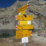 beim kurz oberhalb des Sees liegende Weggabelung 2493 m.ü.M.