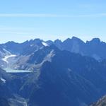 Blick zum Albigna Stausee. Sofort kommt uns die Wanderung zur Capanna da l'Albigna in den Sinn