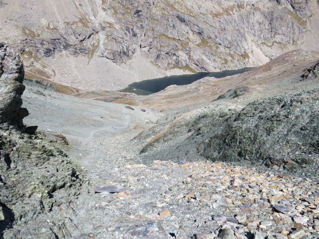 der nicht markierte Bergweg ist immer gut ersichtlich