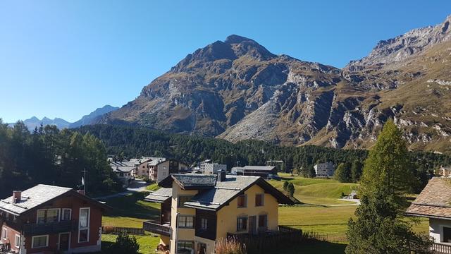 als krönender Abschluss diese Aussicht. Vom Friedhof wo Segantini begraben ist, sieht man den Piz Lunghin