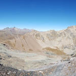 es empfängt uns ein umwerfendes Panorama. Hier mit Blick Richtung Norden zum Piz Grevasalvas