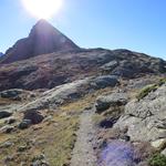 der Weg schlängelt sich über den welligen Höhenrücken namens Giuf, eine arktisch anmutende Landschaft