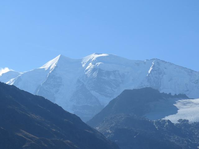 Blick auf Piz Palü-Ostgipfel, Piz Palü-Hauptgipfel und Piz Palü-Westgipfel
