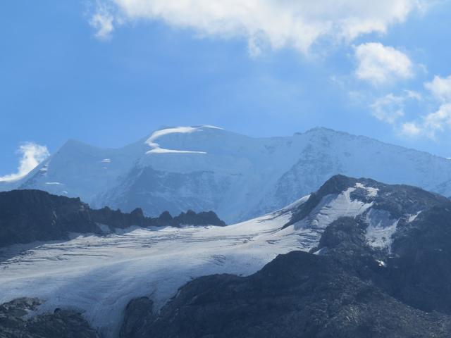 Blick auf Piz Palü-Ostgipfel, Piz Palü-Hauptgipfel und Piz Palü-Westgipfel