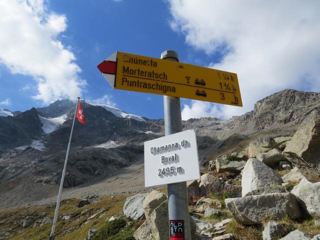 Wegweiser bei der Chamman Boval 2495 m.ü.M.