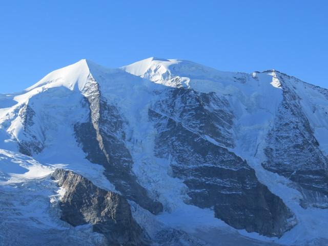 Blick auf Piz Palü-Ostgipfel, Piz Palü-Hauptgipfel und Piz Palü-Westgipfel