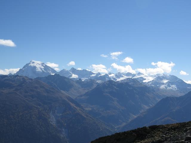 Blick zum Ortlermassiv mit seinen unzähligen Gipfeln