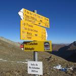 Wegweiser beim Sattel/Sella da Piz Cotschen 2925 m.ü.M.