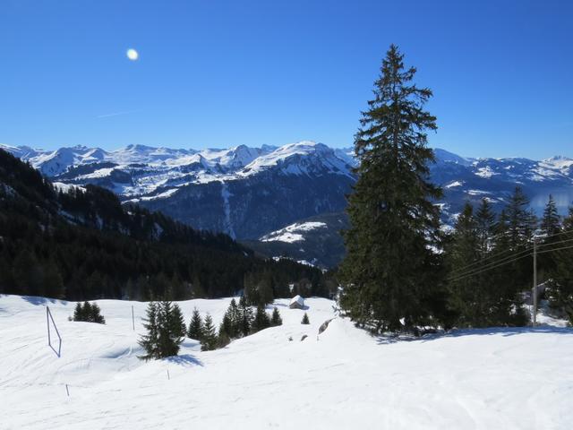 während dem hinunterlaufen, geniessen wir die prachtvolle Aussicht