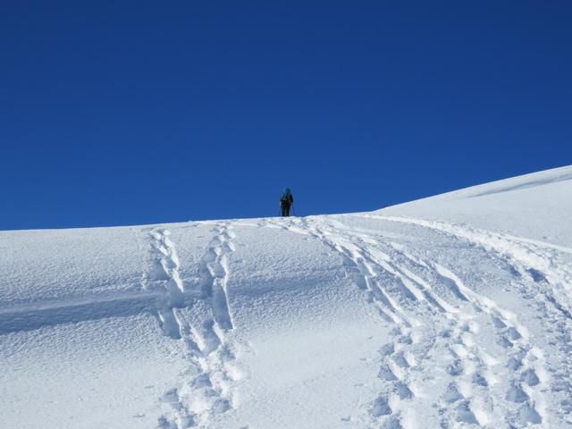 weiter geht unsere traumhaft schöne Schneeschuhtour