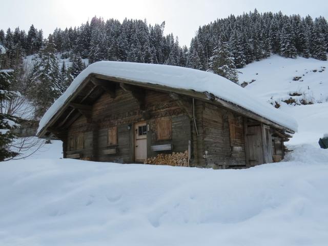 wir verlassen die Alphütte...