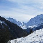 Blick zur Gamchilücke. Von der Gspaltenhornhütte konnten wir die Lücke sehr gut bestaunen