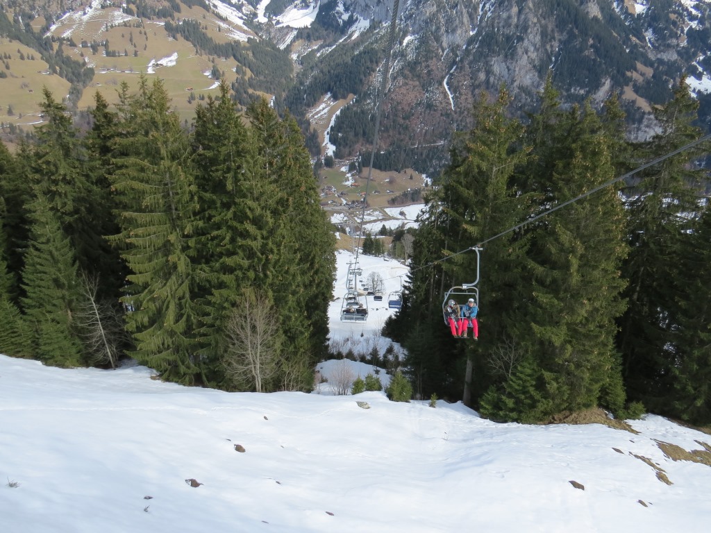 mit der Seilbahn schweben wir danach bequem ins Tal hinunter