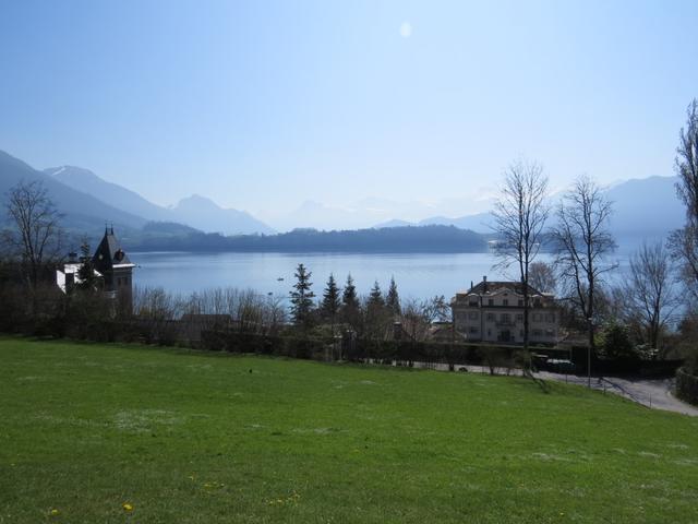 wir blicken auf die andere Seeseite Richtung Weggishorn