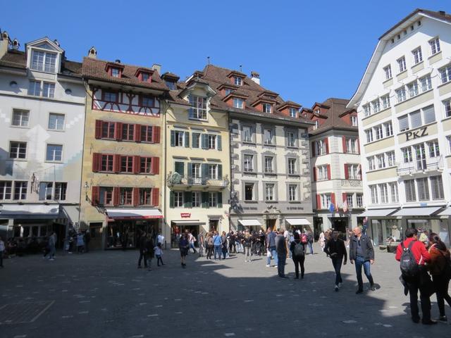 wir schlendern durch die Altstadt von Luzern...