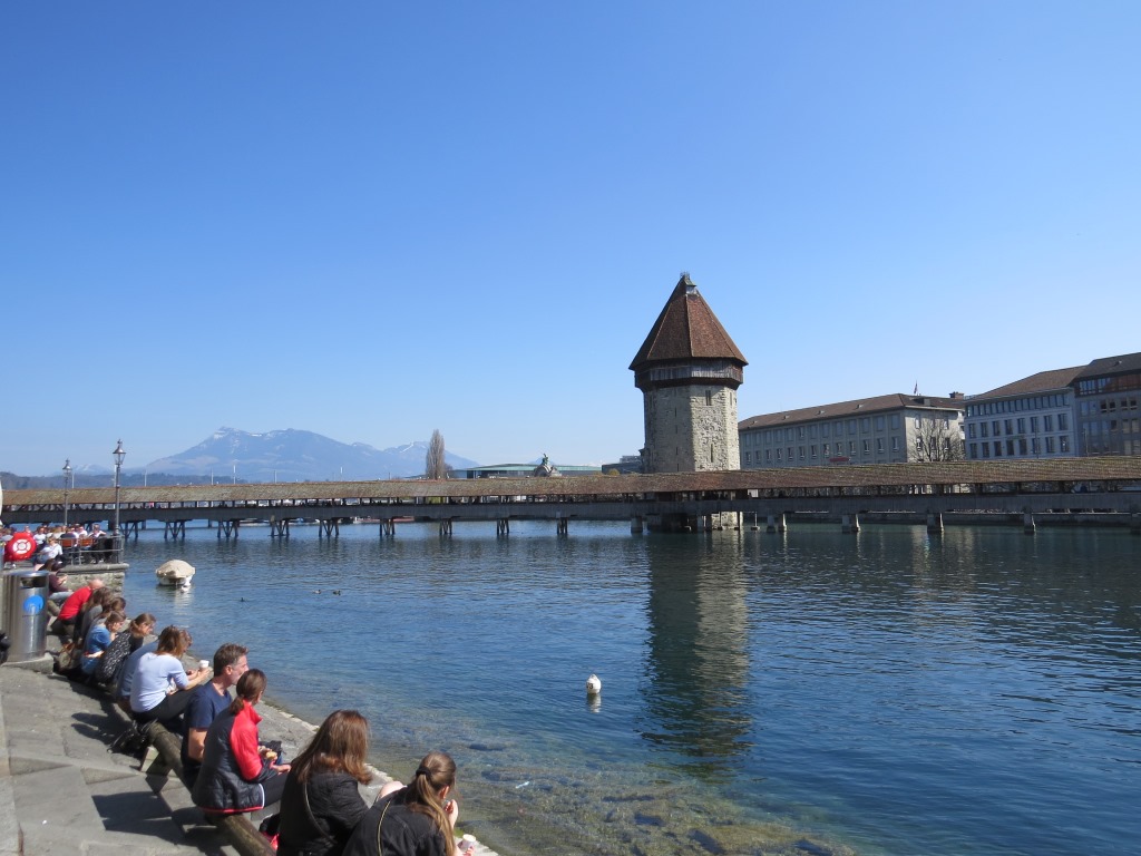 bei der Kapellbrücke ist unsere erste Etappe des Waldstätterweg zu Ende