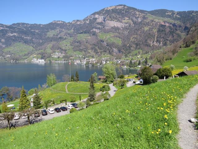 über Ober- und Unterlinden 589 m.ü.M. erreichen wir das am Vierwaldstätterse gelegene Bürglen 459 m.ü.M.