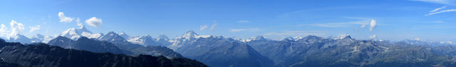 traumhaftes Breitbildfoto. Blick zu den Walliser 4000er Bishorn,Weisshorn,Zinalrothorn,Ober Gabelhorn,Matterhorn,Dent Blanche