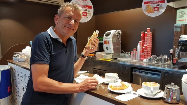 kurze Pause auf der Autobahn Richtung Lucca