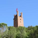 der Turm Friedrich II wurde im zweiten Weltkrieg von deutschen Soldaten gesprengt und 1958 wieder aufgebaut