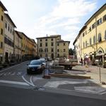 an der Bar rechts beim Dorfplatz von San Miniato Alto, haben wir danach ein Aperitivo genossen