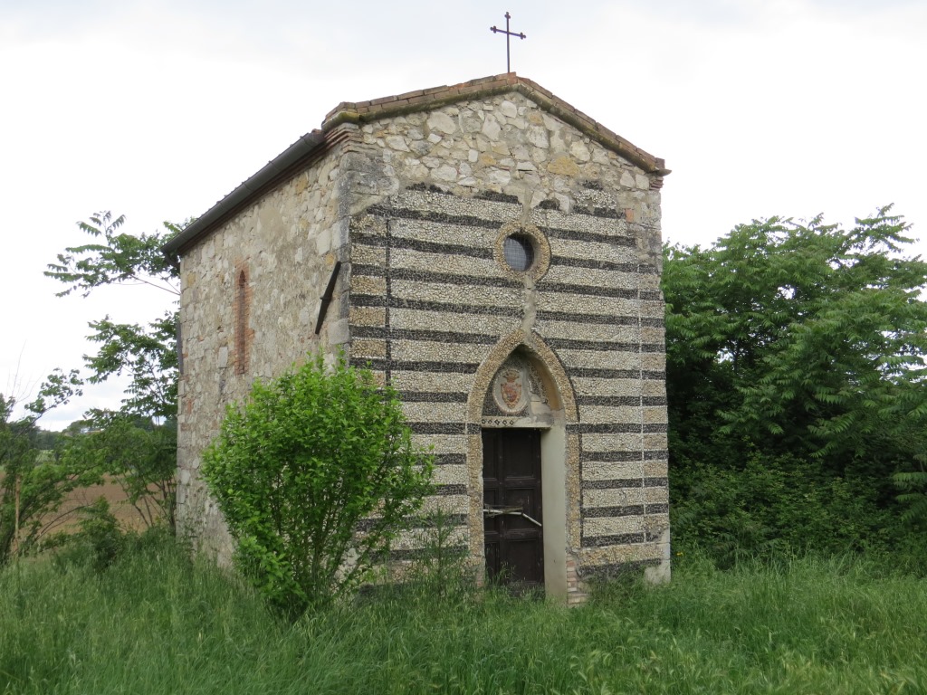 eine kleine Kapelle am Wegesrand. Leider wie so oft geschlossen