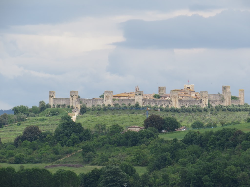 Monteriggioni -unser Tagesziel- herangezoomt