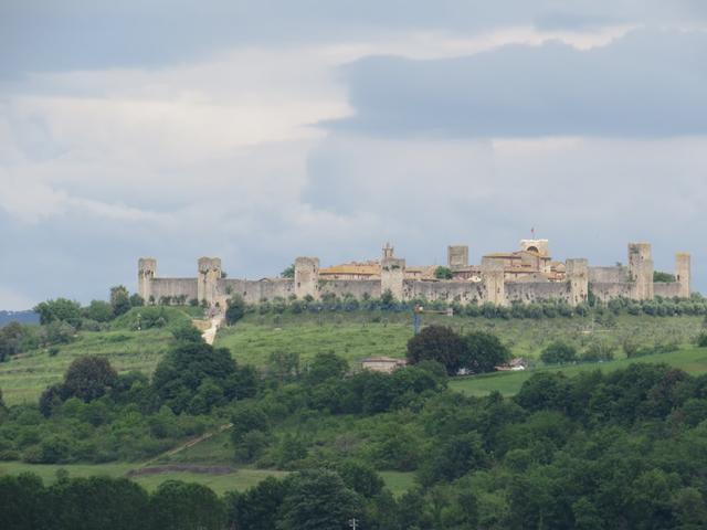 Monteriggioni -unser Tagesziel- herangezoomt