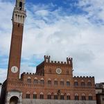 Palazzo Pubblico mit dem 88 m hohen Turm Torre del Mangia