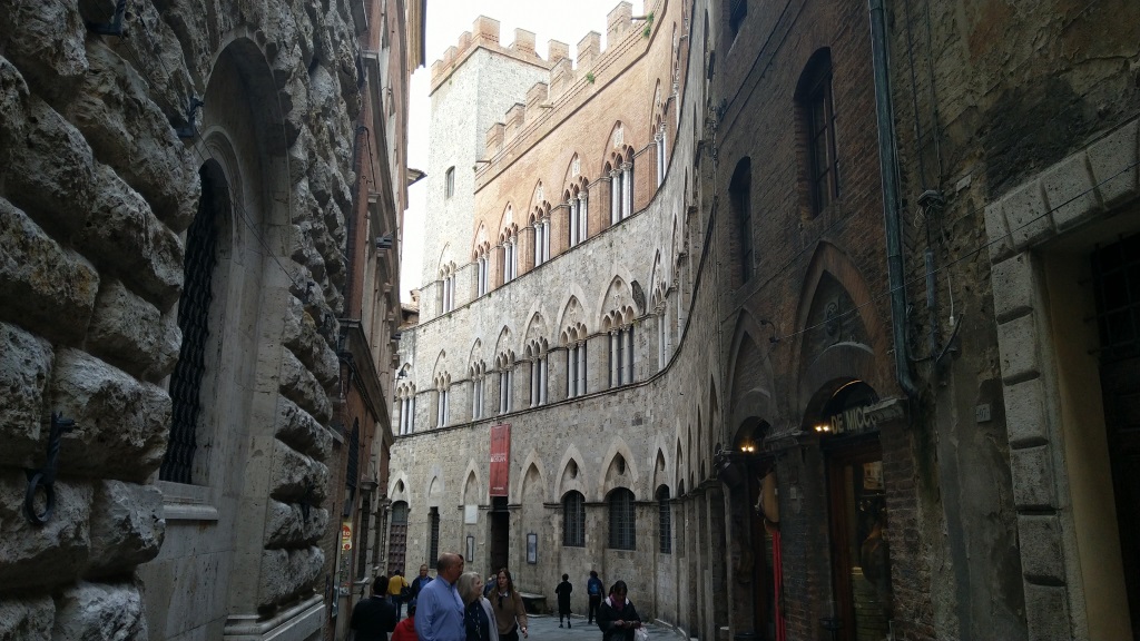 wir schlendern durch die sehr schöne Altstadt. Siena gilt als eine der schönsten Städte der Toskana