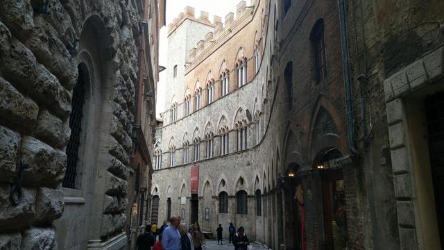 wir schlendern durch die sehr schöne Altstadt. Siena gilt als eine der schönsten Städte der Toskana