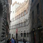 wir schlendern durch die sehr schöne Altstadt. Siena gilt als eine der schönsten Städte der Toskana