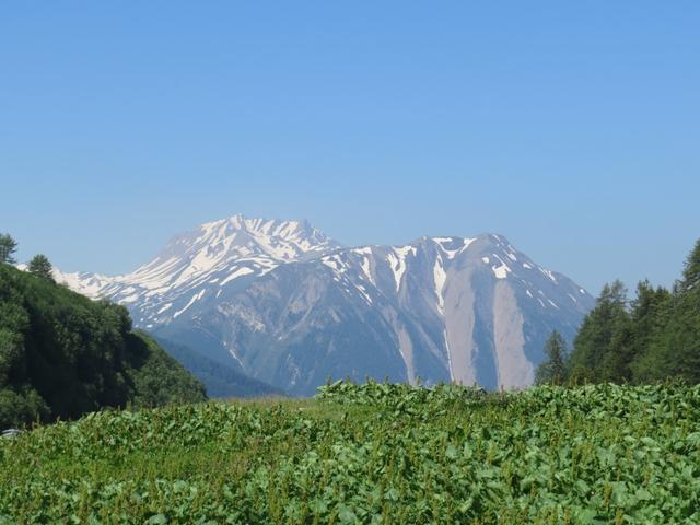 ...zum Breithorn und dahinter zum Bättlihorn