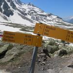 Wegweiser bei der Binntalhütte