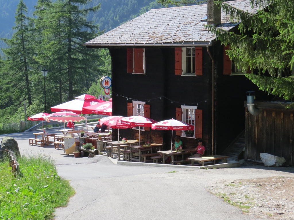 ...erreichen wir kurz danach Rippje 1518 m.ü.M. mit dem Restaurant Imfeld