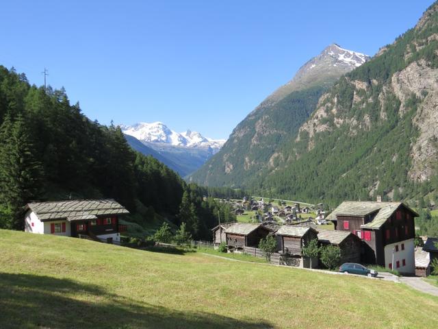 Blick auf Randa mit dem Breithorn am Talende