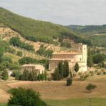 ...zur Abtei Sant’Antimo in der nähe von Montalcino