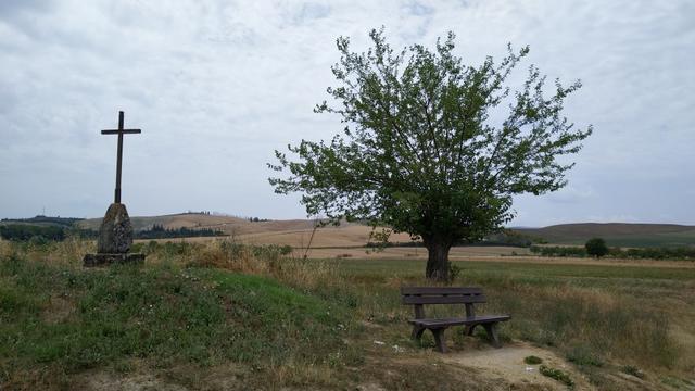 solche Bänke sind auf der Via Francigena leider eher selten anzutreffen