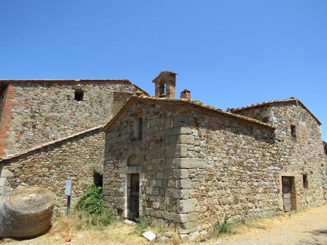 ein Kleinod am Wegesrand, die Chiesa di San Pellegrino. Sigeric machte hier Rast. Karl II lief mit seinem Heer hier vorbei