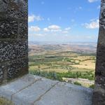 vom Turm aus, geniessen wir eine gewaltige Aussicht auf das Val d'Orcia