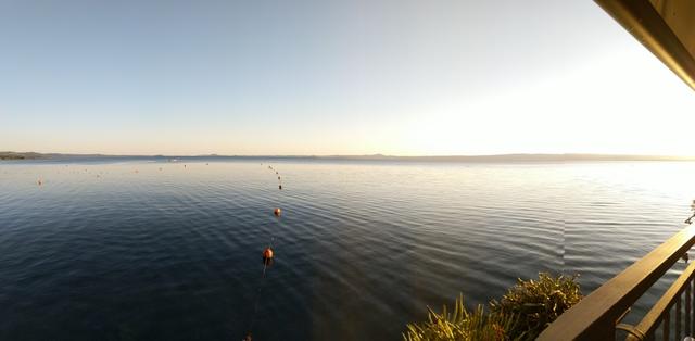 ...und auf die wunderschöne Aussicht auf den Lago di Bolseno