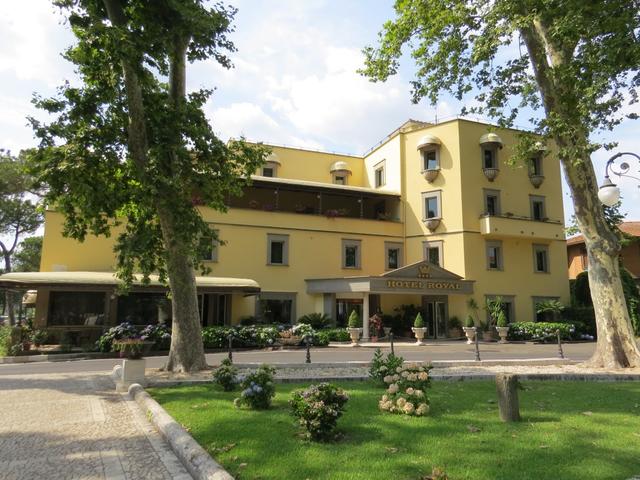 weiter geht es zum Strand vom Lago di Bolsena, wo sich unser Hotel Royal befindet