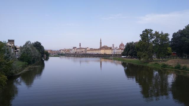 Blick zurück zur Altstadt von Florenz