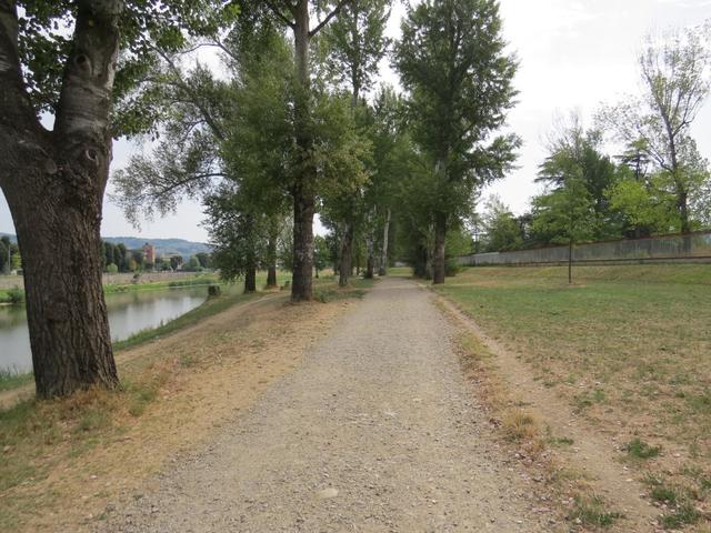 der Weg umgeht sehr gut die Ausfallachsen der Grossstadt 