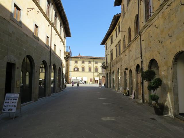 San Francesco kahm hier hindurch, als er nach seiner Stigmatisation, todkrank nach Assisi lief