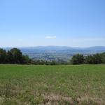 Blick über Felder in die Ebene von Città di Castello