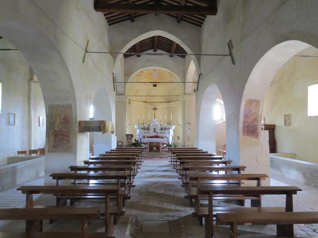 daraufhin wurde die vollkommen einsam liegende Kirche auf den Ruinen eines Temples erbaut