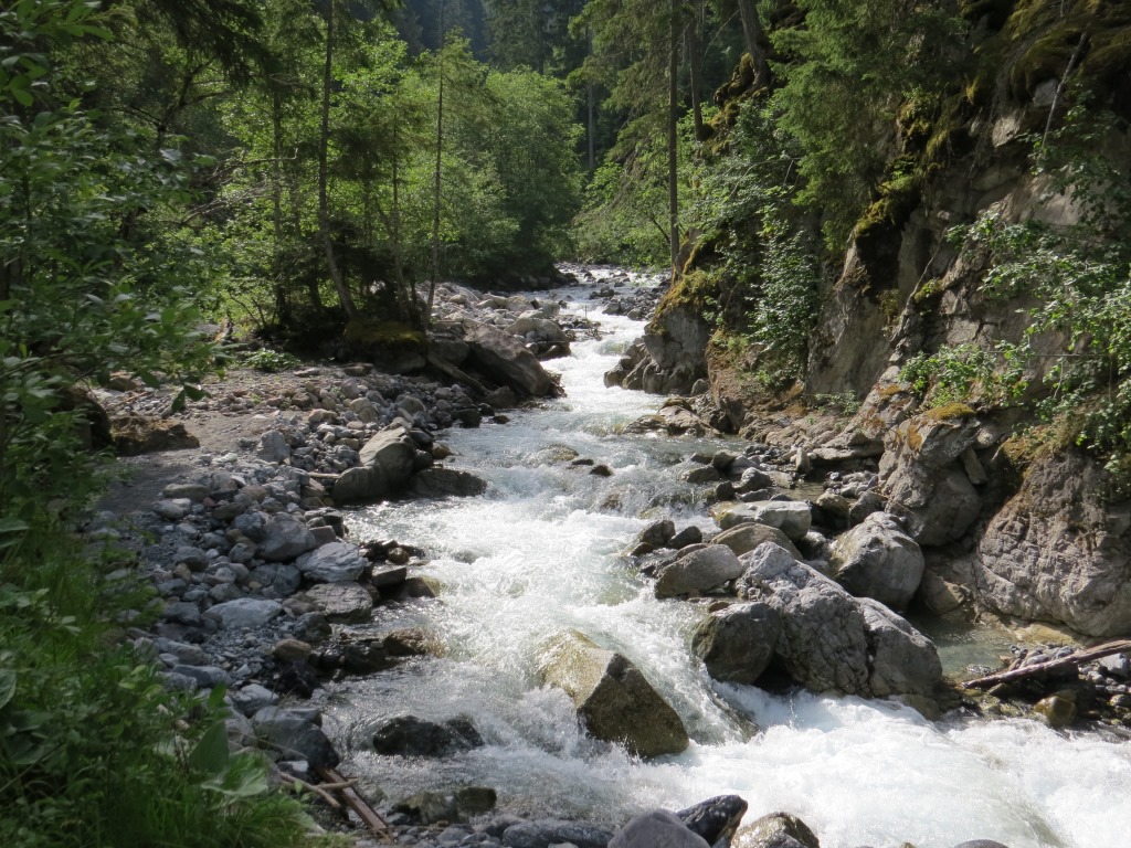 das Val d'Uina ist das letzte Seitental auf der orografisch rechten Seite des Engadins...